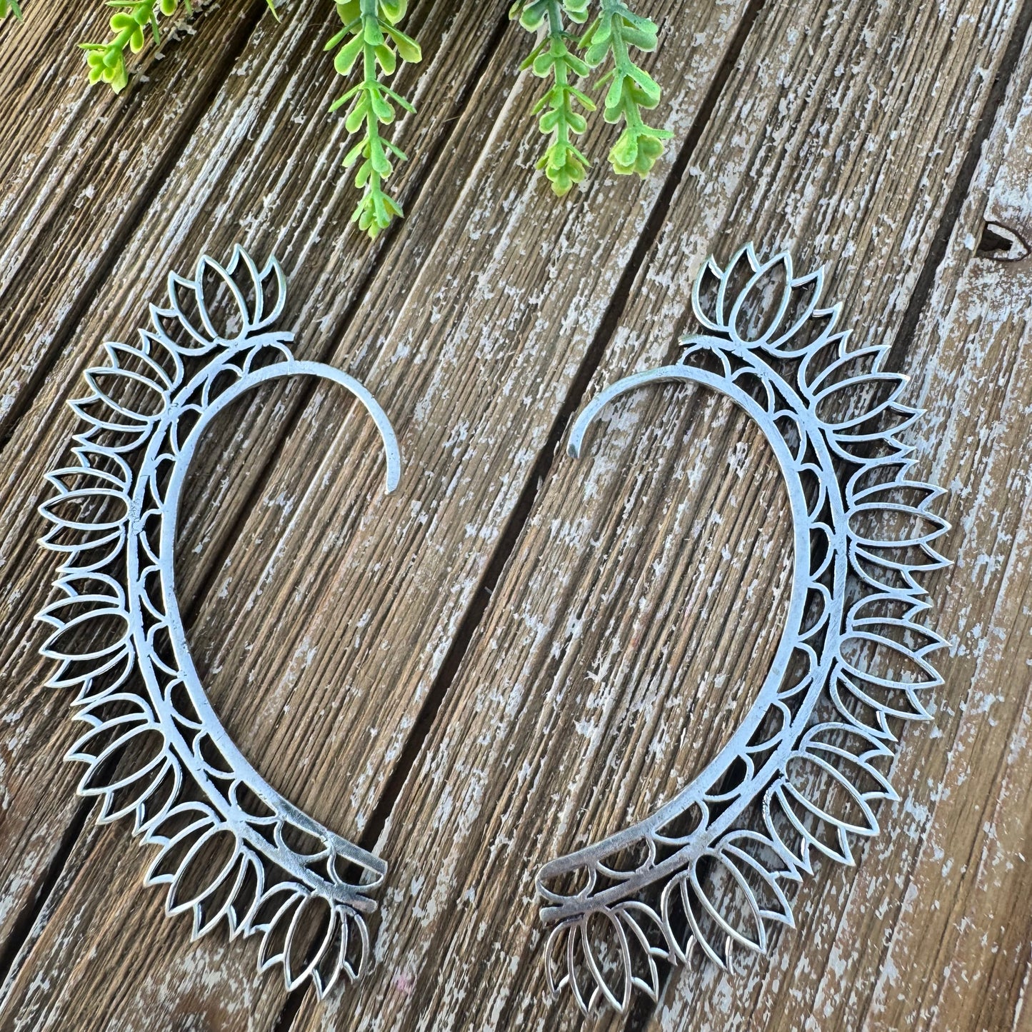 EarCuff Lotus